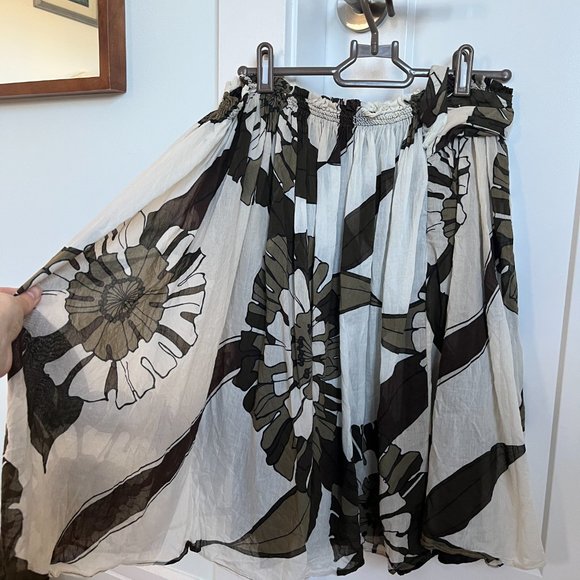 Zara flowy floral skirt - Picture 2 of 5